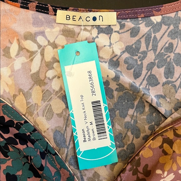 Beacon Madelyn Women’s Blouse Size M NWT from Stitch Fix - Picture 2 of 6